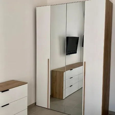 Appena Ristrutturato Completo Di Tutti I Comfort A Un Passo Dal Centro * Tortolì