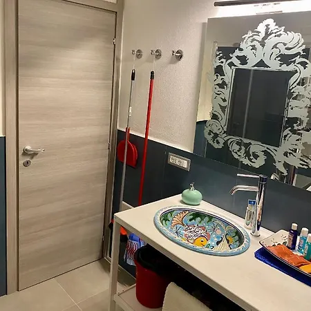 Appena Ristrutturato Completo Di Tutti I Comfort A Un Passo Dal Centro Apartamento Tortolì