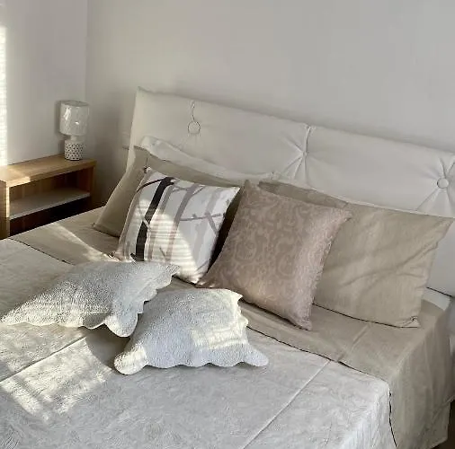 Appena Ristrutturato Completo Di Tutti I Comfort A Un Passo Dal Centro Daire
