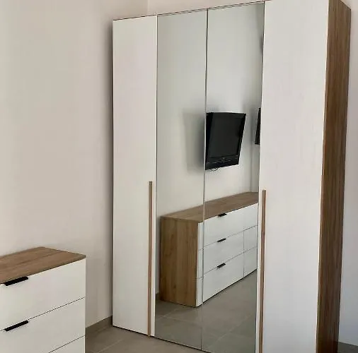 Appena Ristrutturato Completo Di Tutti I Comfort A Un Passo Dal Centro * Tortolì