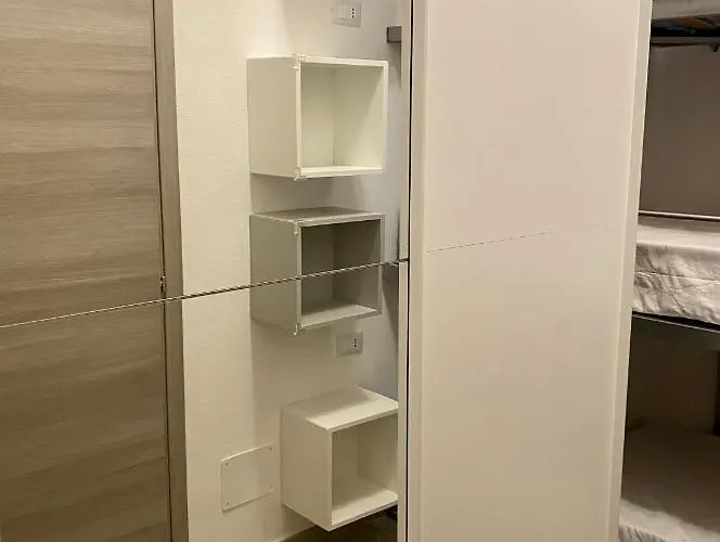 Appena Ristrutturato Completo Di Tutti I Comfort A Un Passo Dal Centro Daire